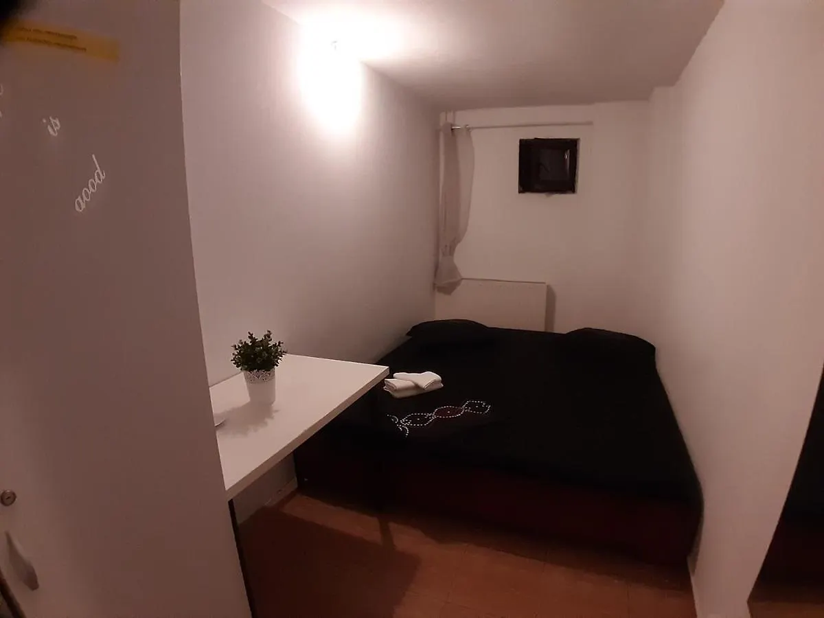 Level Hostel Bukarest 0*,  Rumænien